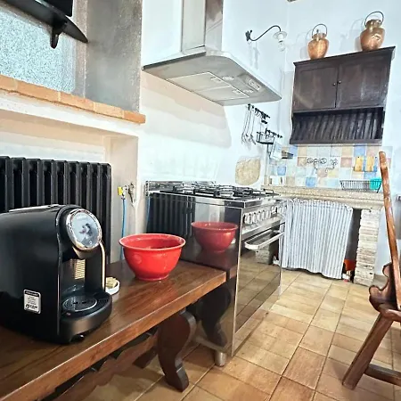 Il Borgo Del Lupo Relax Family In Tuscany With Restaurant & Swimming Pool בית חווה סרטאנו