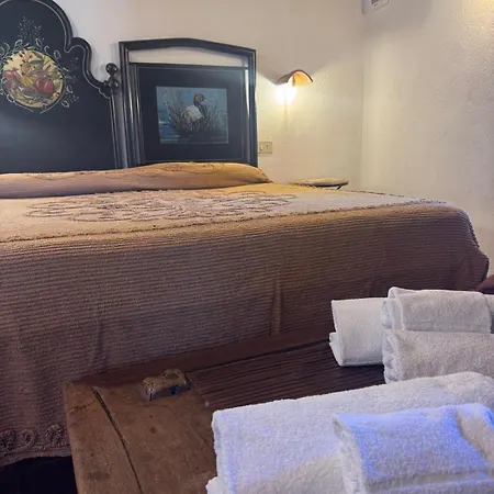 Il Borgo Del Lupo Relax Family In Tuscany With Restaurant & Swimming Pool בית חווה *