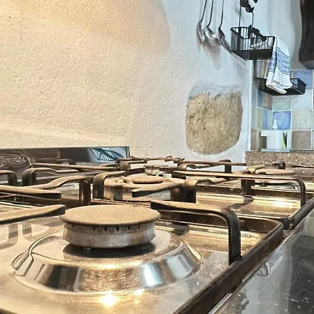 בית חווה Il Borgo Del Lupo Relax Family In Tuscany With Restaurant & Swimming Pool סרטאנו