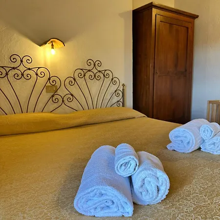 בית חווה Il Borgo Del Lupo Relax Family In Tuscany With Restaurant & Swimming Pool *