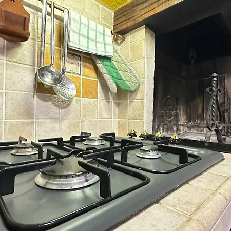 Il Borgo Del Lupo Relax Family In Tuscany With Restaurant & Swimming Pool סרטאנו